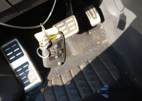 2021 Volkswagen Tiguan 2.0T Se/2.0T Se R-Line Black/2.0T Sel из США, поврежденный, VIN 3VV2B7AX7MM024324